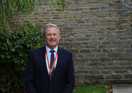 Website MC photo crop